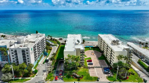 1239 Hillsboro Mile 403, Hillsboro Beach, FL 33062
