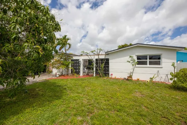 7717 Dilido Boulevard, Miramar, FL 33023