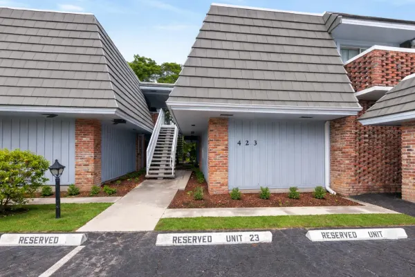 423 Pine Tree Court 23, Atlantis, FL 33462