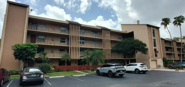 260 NW 76th Avenue 201, Margate, FL 33063