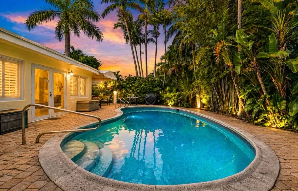 2101 NE 25th Street, Wilton Manors, FL 33305