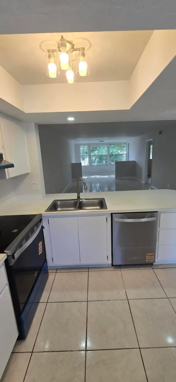 106 Palm Beach Trace Drive 106, Royal Palm Beach, FL 33411