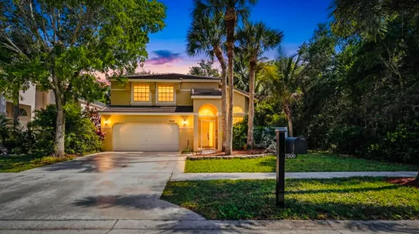 7600 Ridgefield Lane, Lake Worth, FL 33467
