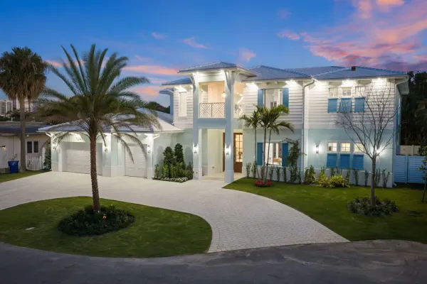1041 Bimini Lane, West Palm Beach, FL 33404