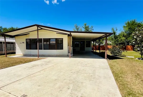 35935 Tanda Circle, Zephyrhills, FL, 33541