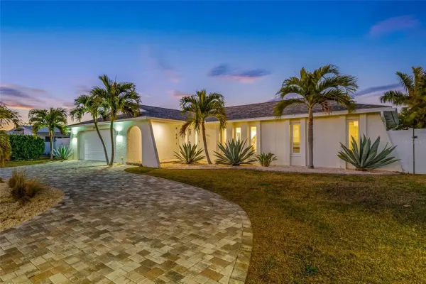 17161 2nd Street E, North Redington Beach, FL, 33708