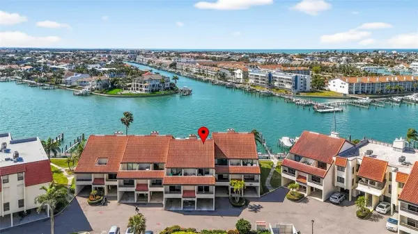 132 1st Street E, Unit 106, Tierra Verde, FL, 33715