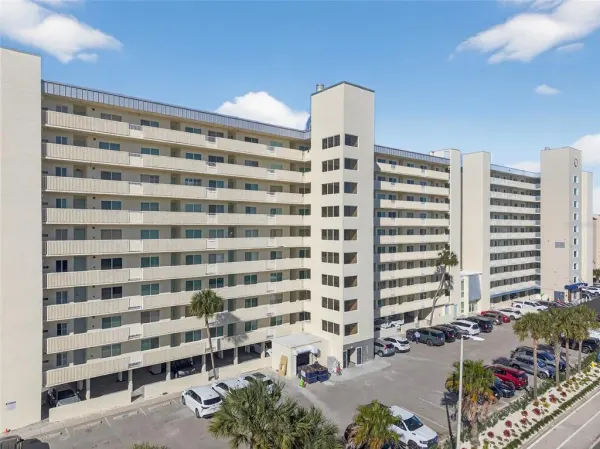 20000 Gulf Boulevard, Unit 305, Indian Shores, FL, 33785