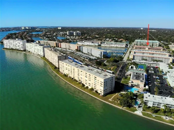 3010 59th Street S, Unit 309, Gulfport, FL, 33707