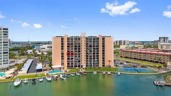 51 Island Way, Unit 608, Clearwater Beach, FL, 33767