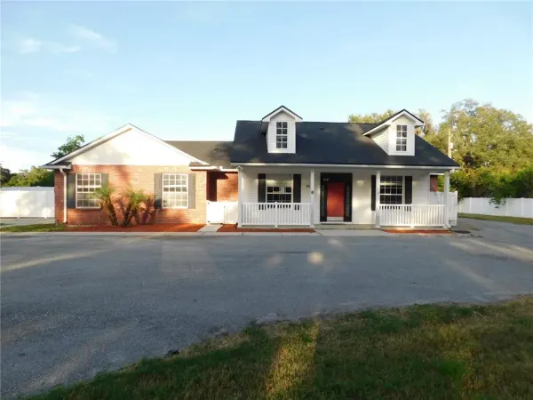 2525 N Valrico Road, Seffner, FL, 33584