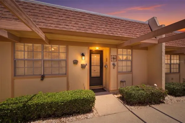 11210 Carriage Hill Drive, Unit 5, Port Richey, FL, 34668
