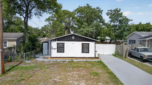 9405 N Mary Avenue, Tampa, FL, 33612