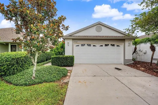 19309 Weymouth Drive, Land O Lakes, FL, 34638