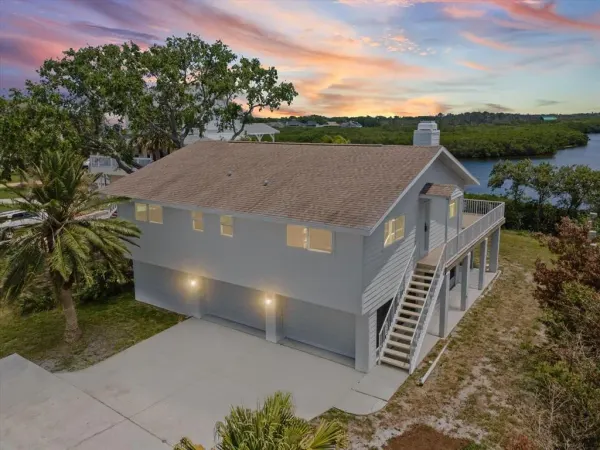 1647 Sea Breeze Drive, Tarpon Springs, FL, 34689