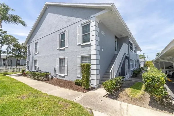 7712 Hillside Court, Unit 201, Hudson, FL, 34667