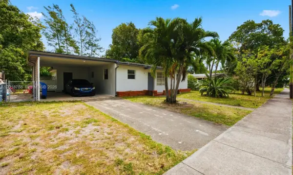 4621 SW 31st Drive, West Park, FL 33023