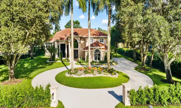 6114 NW 74th Terrace, Parkland, FL 33067